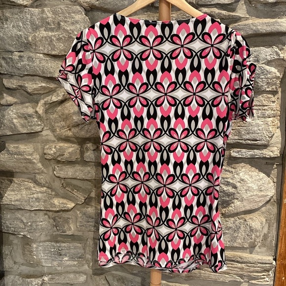 Faux wrap Top - Picture 2 of 6